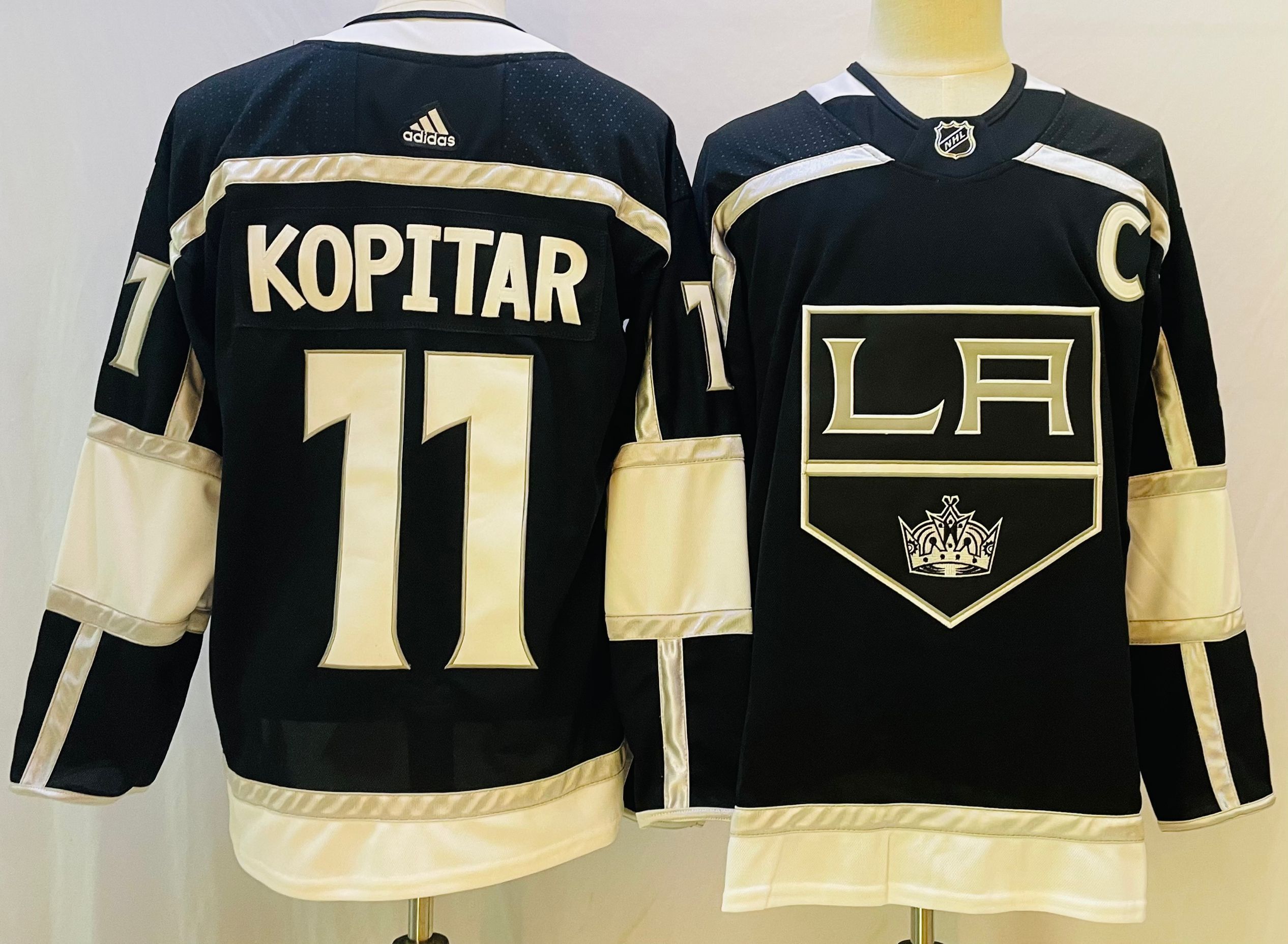 Men Los Angeles Kings 11 Kopitar Black Throwback 2022 Adidas NHL Jersey